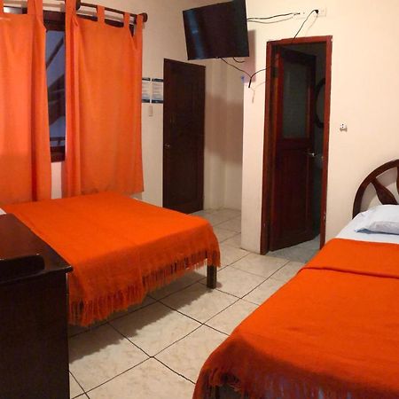 Hostal Pakaloro Montanita Bagian luar foto
