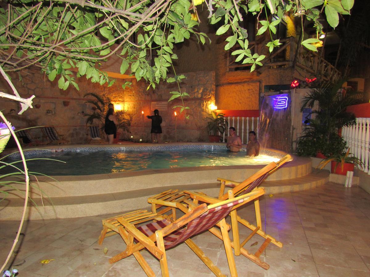 Hostal Pakaloro Montanita Bagian luar foto